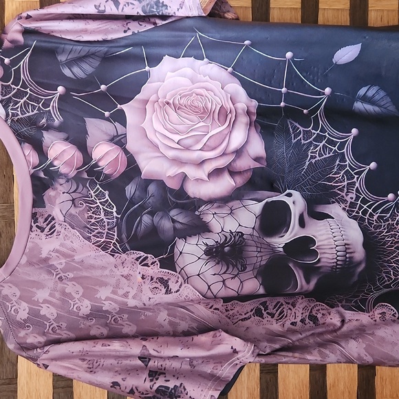 Nwot! Custom diamond bling Skeleton top - Picture 8 of 12